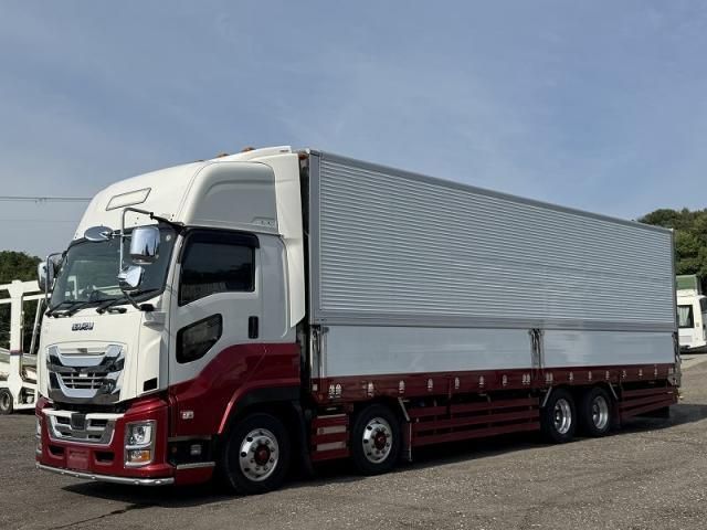 ISUZU / GIGA