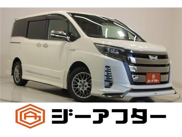 TOYOTA / NOAH HYBRID