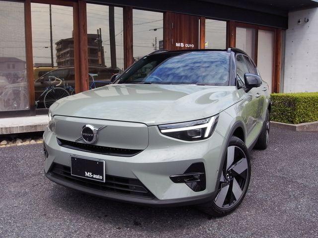 VOLVO / VOLVO EX40