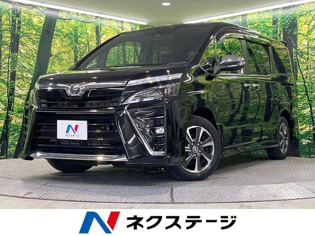 TOYOTA / VOXY
