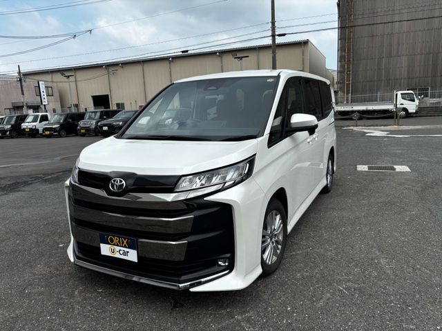 TOYOTA / NOAH