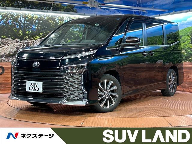 TOYOTA / VOXY