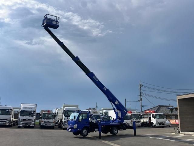 ISUZU / ELF