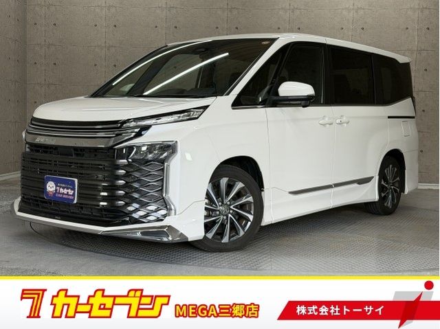 TOYOTA / VOXY