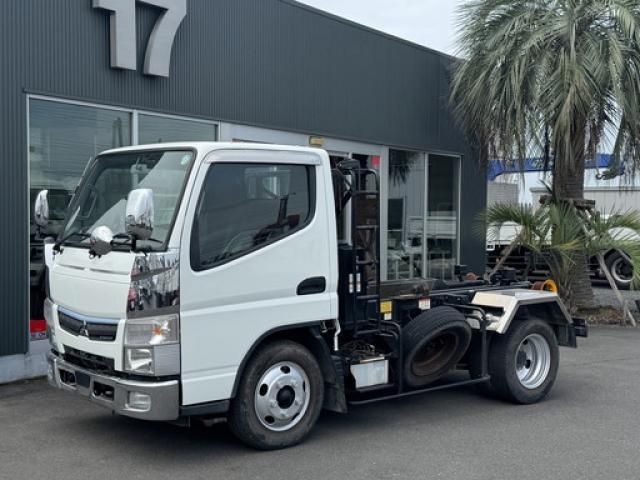 Japanese used car Ref# 1661549 MITSUBISHI / CANTER