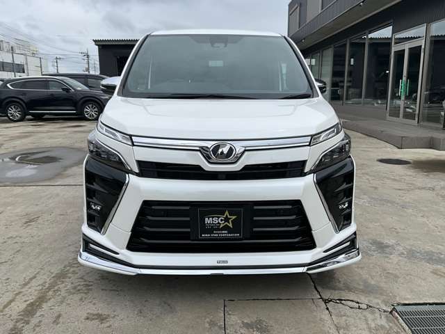 TOYOTA / VOXY