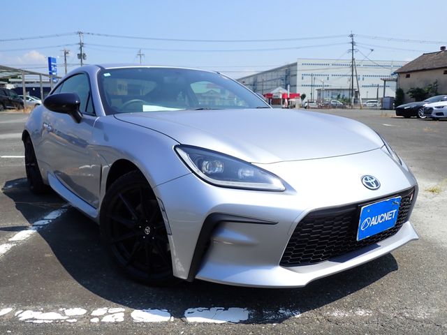 TOYOTA / GR86