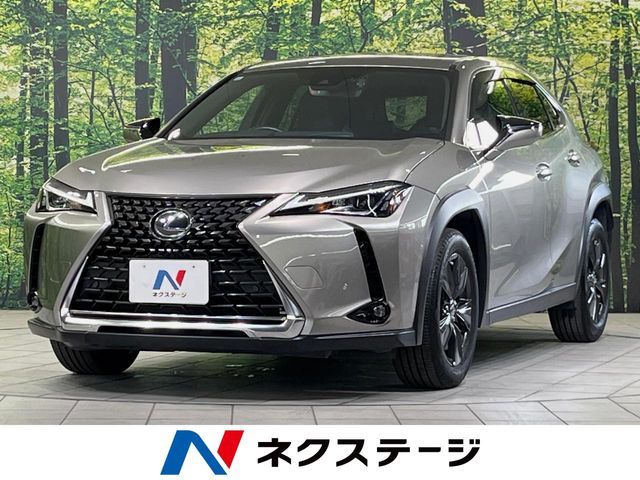 TOYOTA / LEXUS UX200