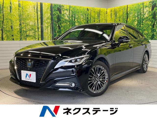 TOYOTA / CROWN sedan hybrid 4WD