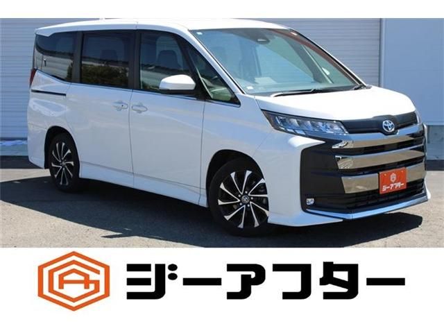 TOYOTA / NOAH