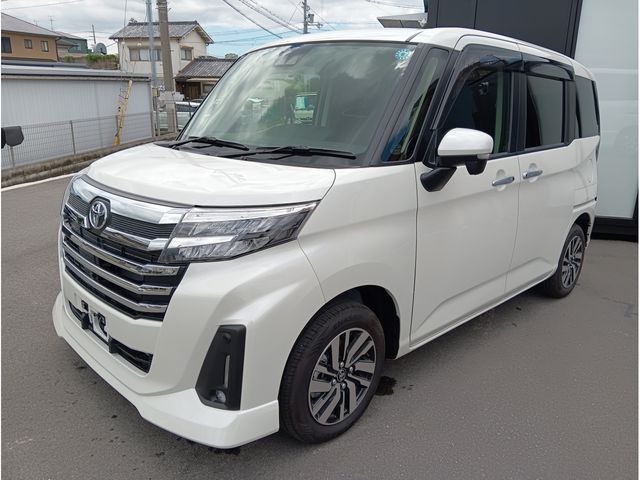 TOYOTA / ROOMY