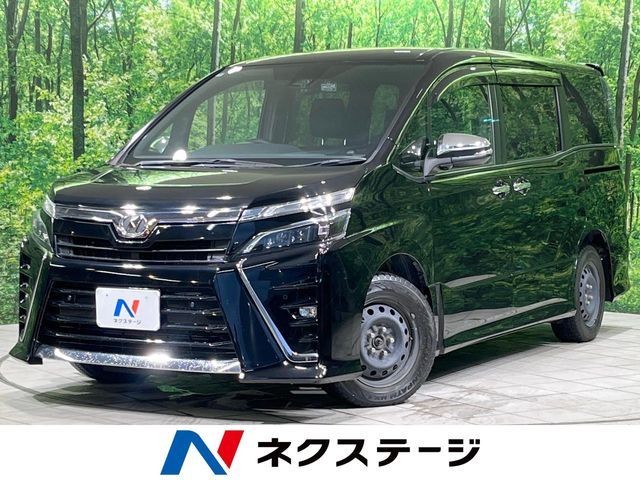 TOYOTA / VOXY