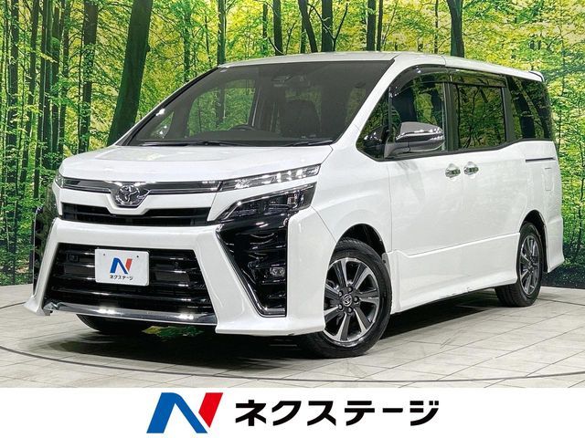 TOYOTA / VOXY