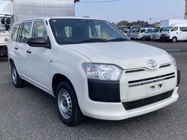 TOYOTA / PROBOX van 4WD