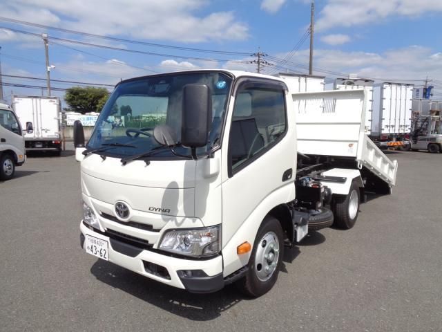 TOYOTA / DYNA