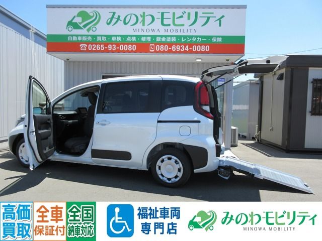 TOYOTA / SIENTA