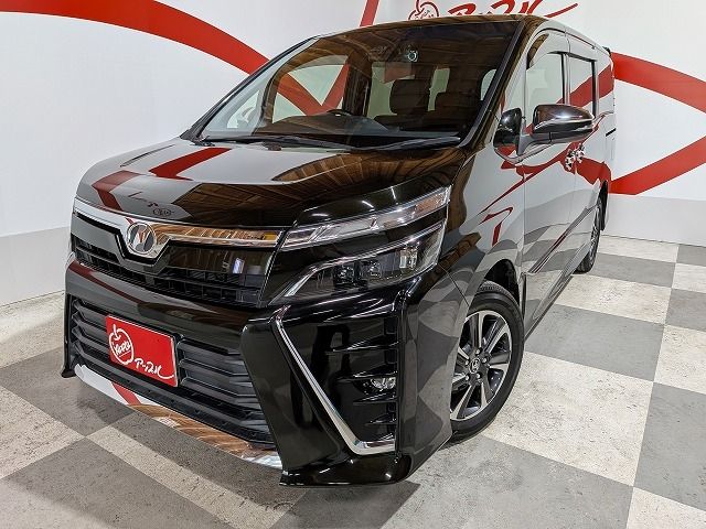 TOYOTA / VOXY 4WD