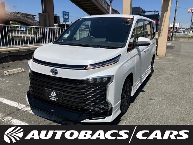 TOYOTA / VOXY 4WD