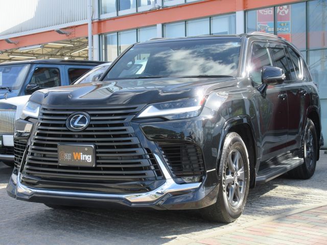 TOYOTA / LEXUS LX600