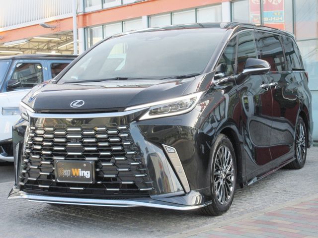 TOYOTA / ﾚｸｻｽ LM500h