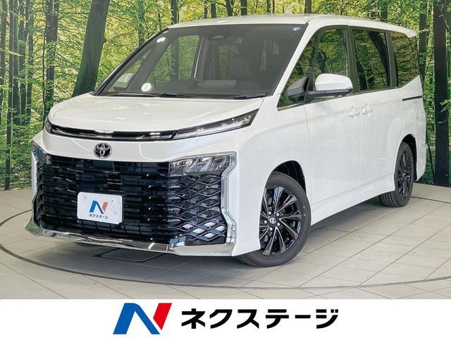 TOYOTA / VOXY HYBRID