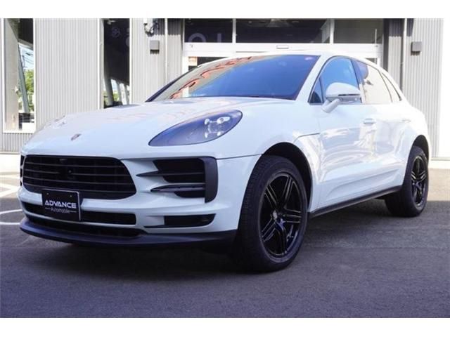 PORSCHE / PORSCHE Macan