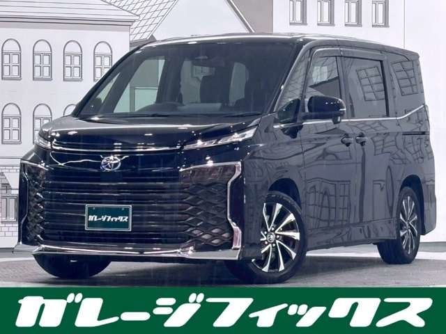 TOYOTA / VOXY HYBRID