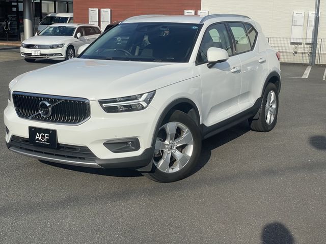 VOLVO / VOLVO XC40