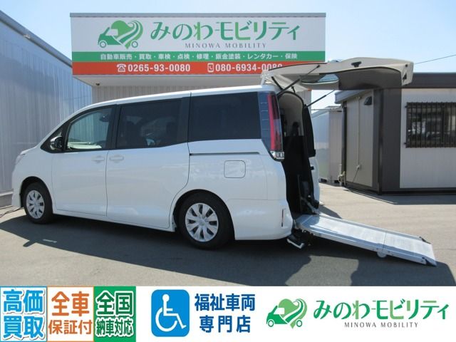 TOYOTA / NOAH