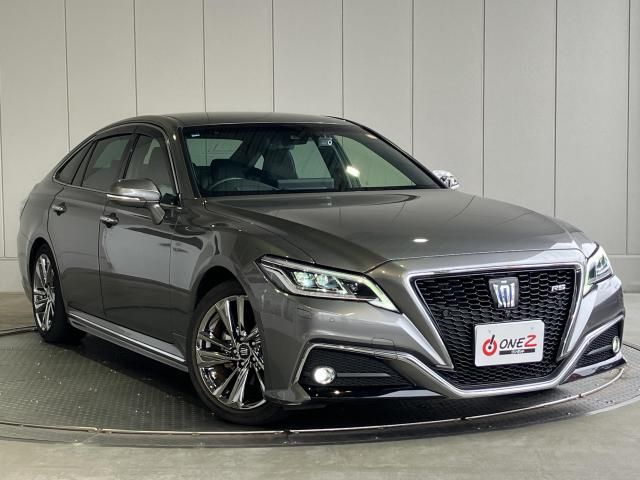 TOYOTA / CROWN sedan hybrid