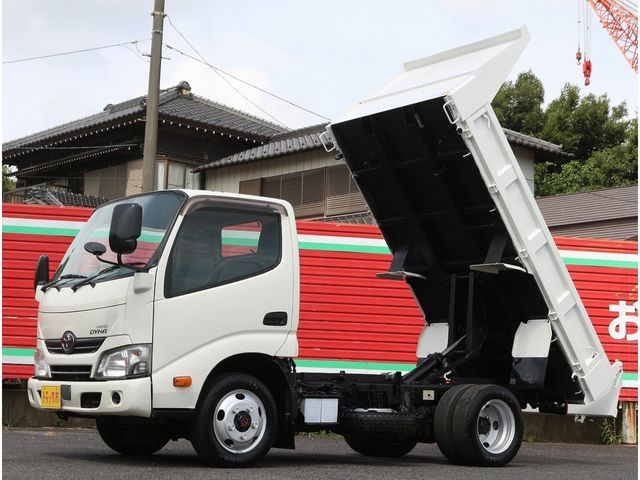 TOYOTA / DYNA