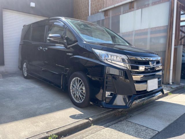 TOYOTA / NOAH HYBRID
