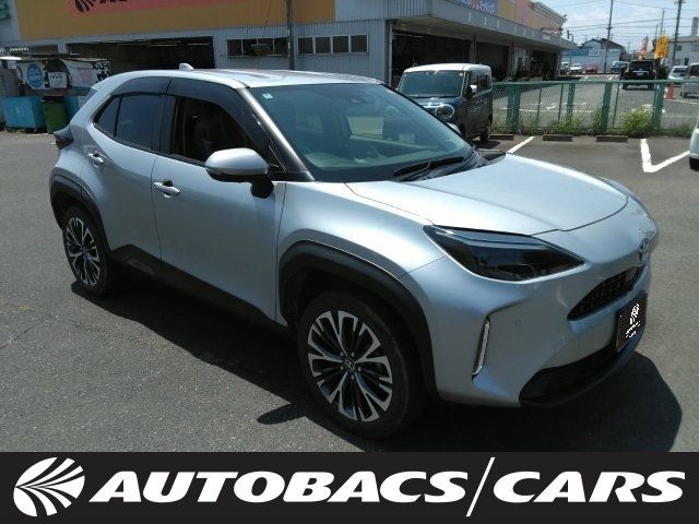 TOYOTA / YARIS CROSS HYBRID