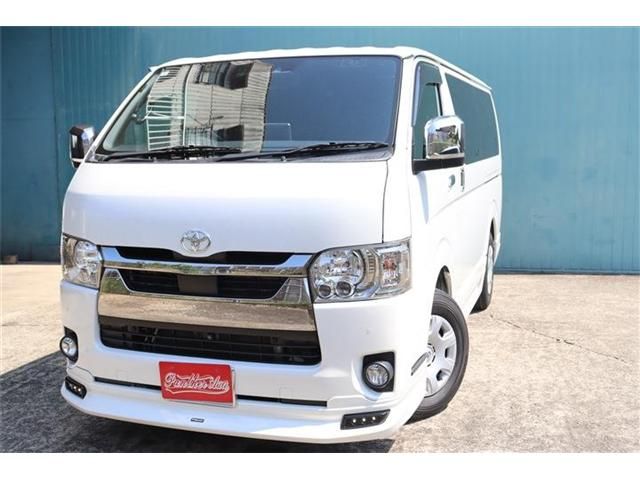 TOYOTA / ハイエース