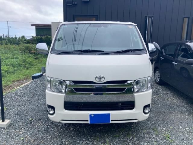 TOYOTA / HIACE van 4WD