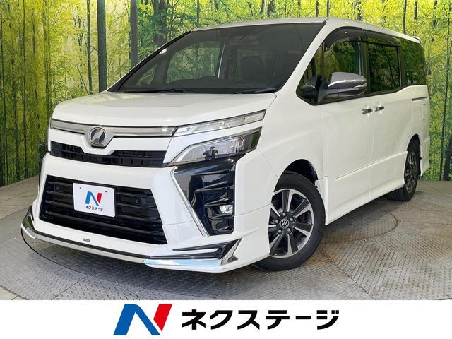 TOYOTA / VOXY