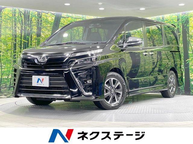 TOYOTA / VOXY 4WD