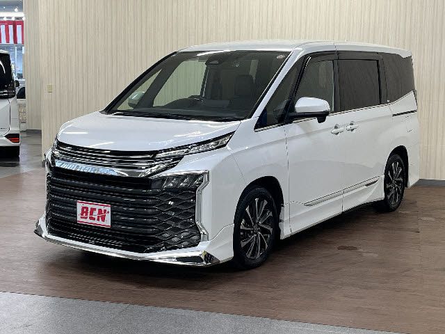 TOYOTA / VOXY