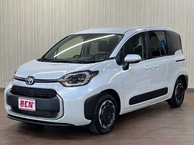 TOYOTA / SIENTA HYBRID