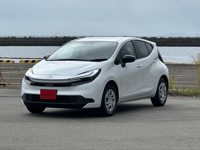 TOYOTA / AQUA
