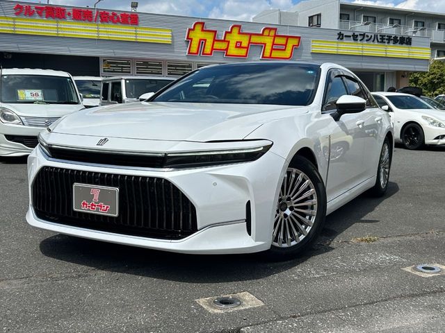 TOYOTA / CROWN sedan hybrid