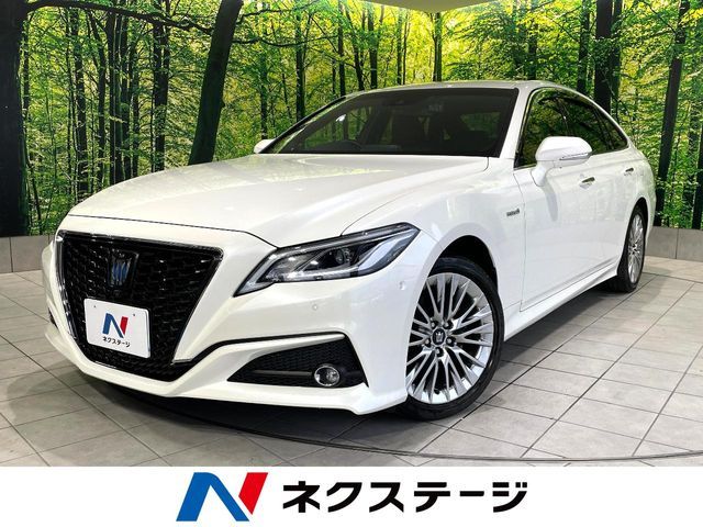 TOYOTA / CROWN sedan hybrid