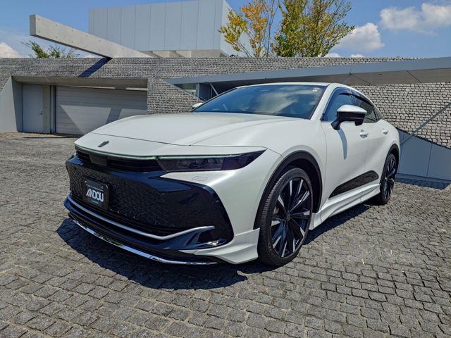 TOYOTA / CROWN CROSSOVER
