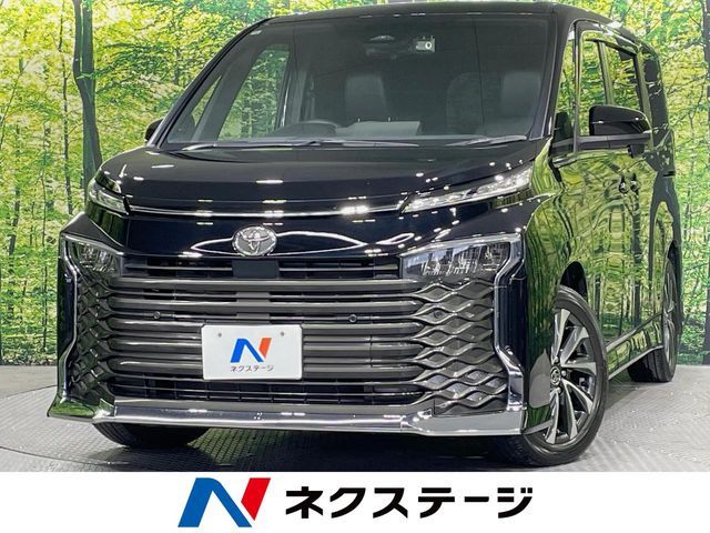 TOYOTA / VOXY