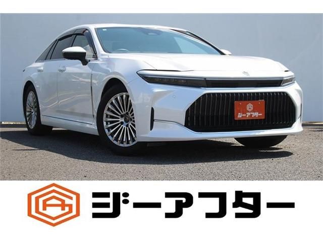 TOYOTA / CROWN sedan hybrid
