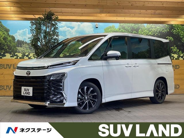 TOYOTA / VOXY HYBRID