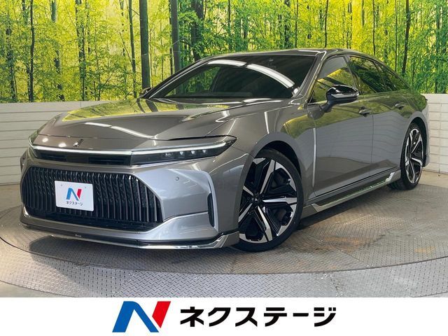 TOYOTA / CROWN sedan hybrid