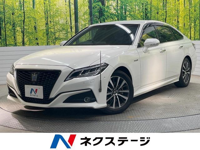 TOYOTA / CROWN sedan hybrid