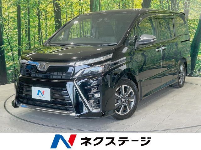 TOYOTA / VOXY