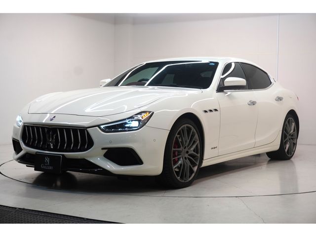 MASERATI / MASERATI GHIBLI Sedan